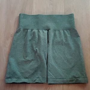Nvgtn Pro Short Forest Green M Medium EUC